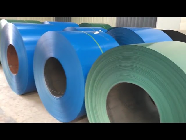 Tôle d'acier marinée et huilée laminée à chaud dans le blanc en aluminium 3015 de feuille enduit d'une première couche de peinture par bobine